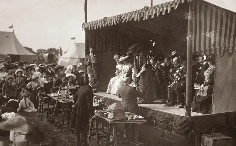 Hello, Central: The Forgotten Women Who Invented the Art of Keeping Customers Happy
